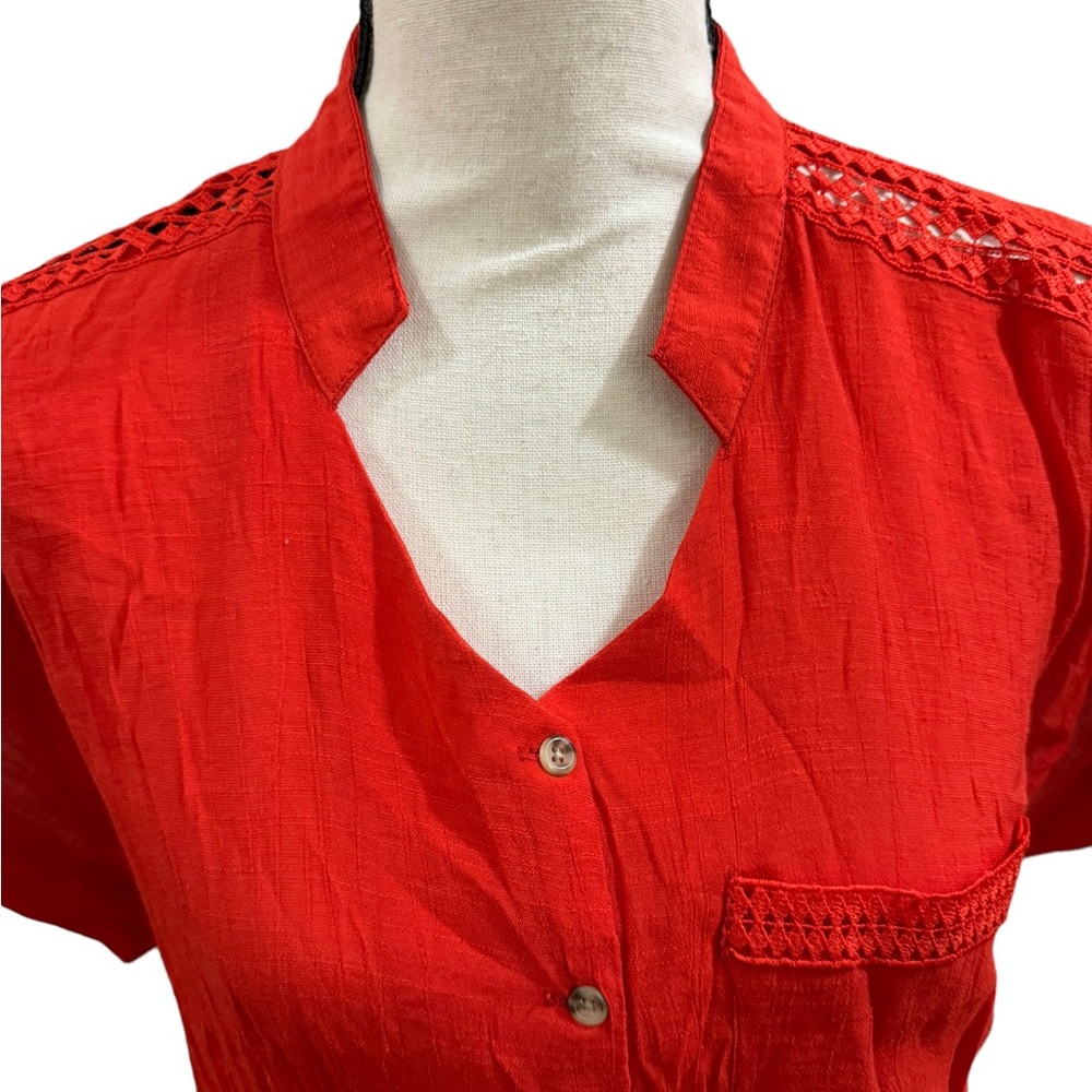 ALLIE & ROB RED FRONT TIE BLOUSE